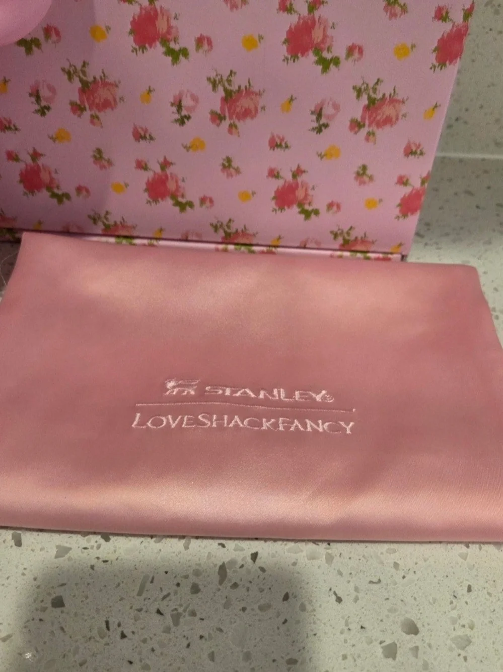 Stanley x LoveShackFancy Pink Floral Travel Tumbler - Picture 3 of 4